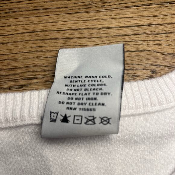 Hello Kitty and Friends Women Juniors Small Sweater Angel Intarsia Christmas $59 - Picture 8 of 16